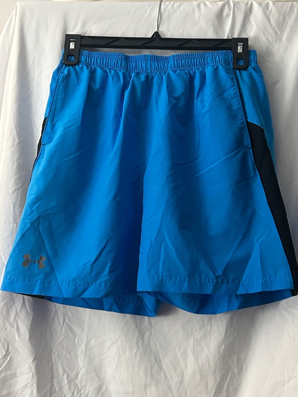 Under Armour Bright Blue Men's Athletic Shorts with Black Side Panels